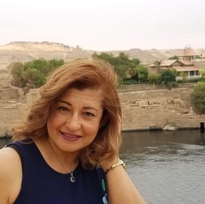 Meet your Posher, Amany